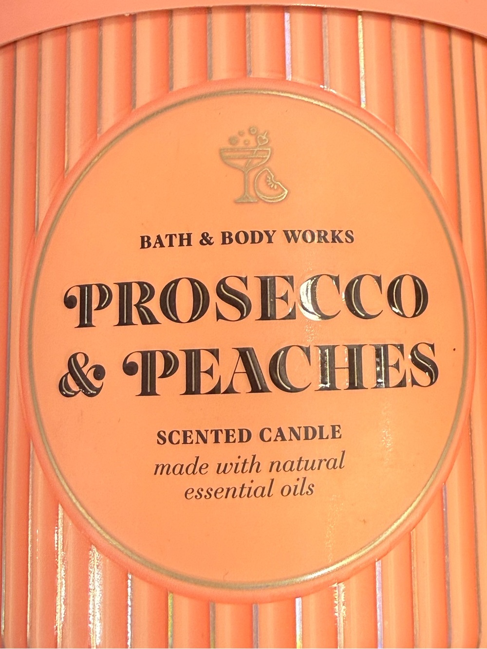 Prosecco and Peaches Candle - Picture 2 of 2